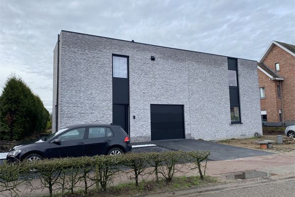 Project
                            verkocht in Kermt