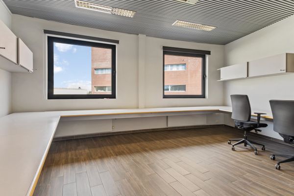 Kantoor te koop / Zwijnaarde