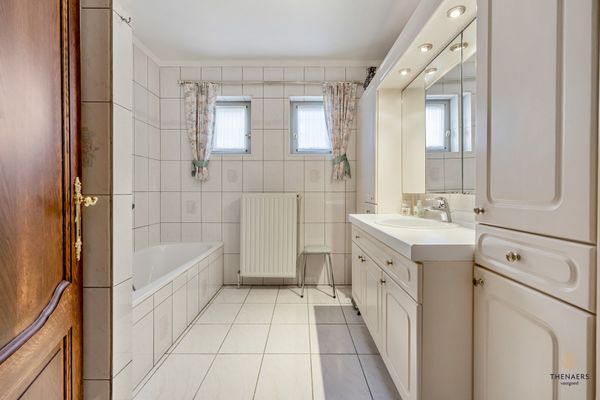 Huis te koop / Nieuwerkerken