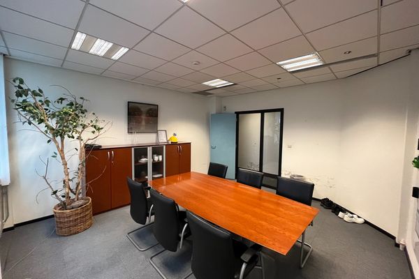 Industrieel te huur / Maasmechelen