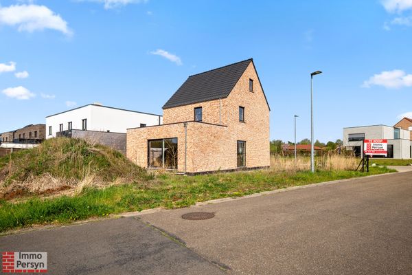 Huis te koop / Balen