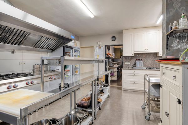 Commercieel te koop / Pelt