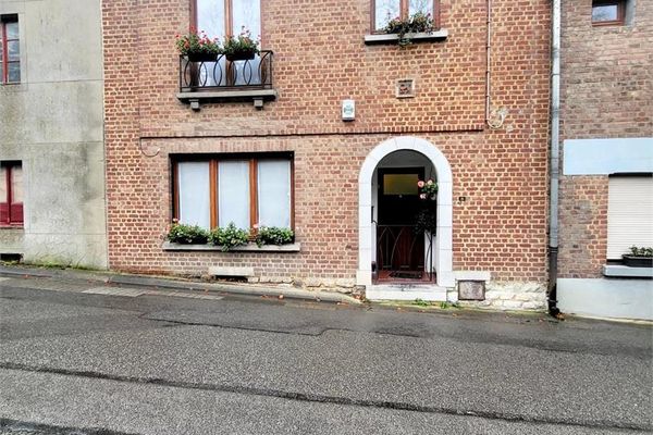 Maison
                            a louer in Loverval