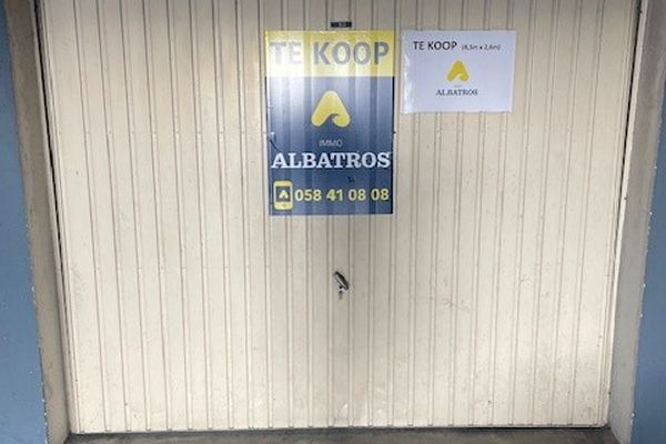 Garage a vendre / De Panne