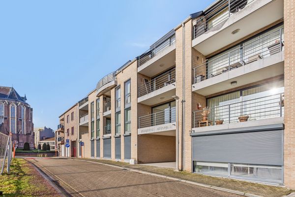 Estate main image