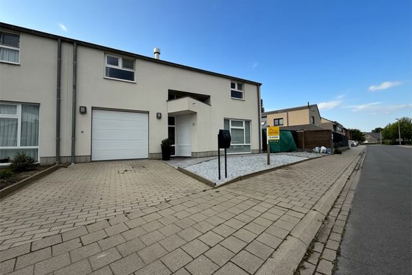 Huis
                                te koop
                                in Koekelare