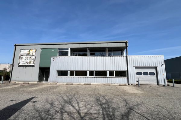 Industrieel te koop / Genk