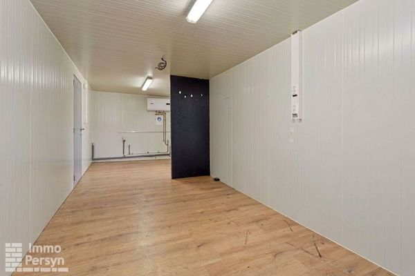 Commercieel te koop / Messelbroek
