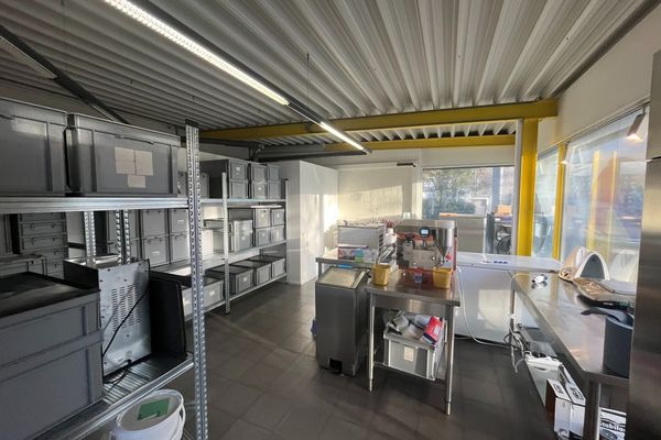Industrieel te koop / Hasselt