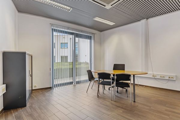 Kantoor te koop / Zwijnaarde