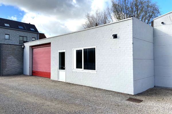 Magazijn
                            te huur in Waregem