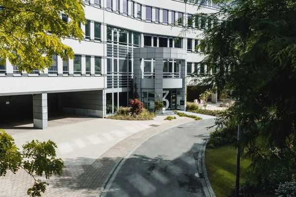 Estate main image
