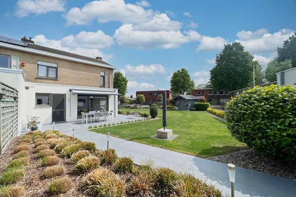 Huis
                                te koop
                                in Torhout