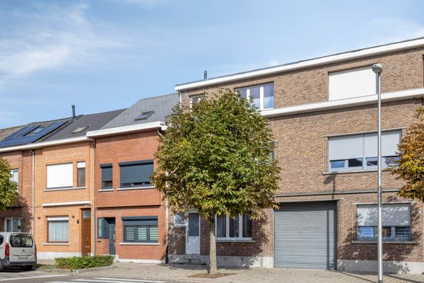 Estate main image