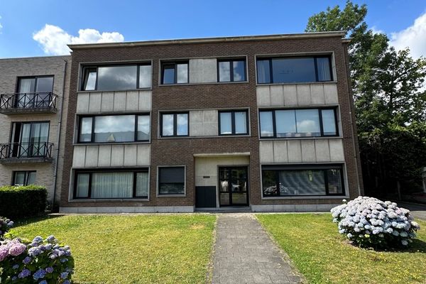 Appartement
                            te koop in Sint-Amandsberg