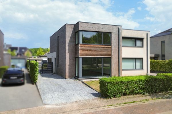 Huis
                                te koop
                                in Hasselt