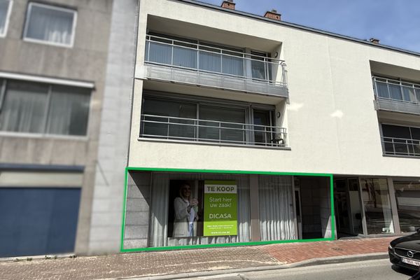 Commercieel
                                te koop
                                in Roeselare
