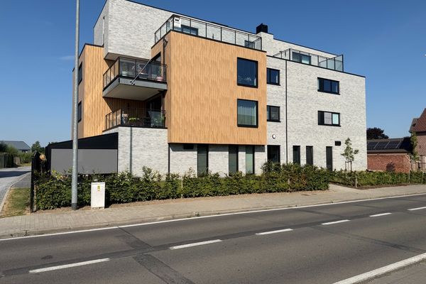 Estate main image