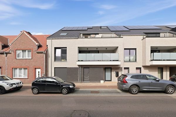 Appartement
                            te koop in Nieuwerkerken