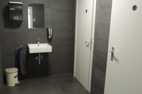 Commercieel verhuurd / Paal