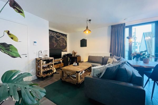 Estate main image