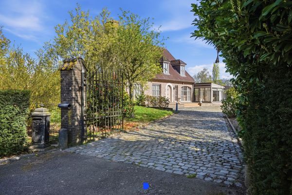 Villa
                            te koop in Rumbeke