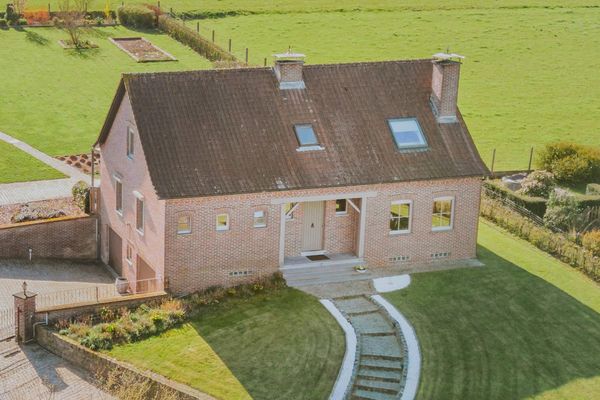 Maison
                                a vendre
                                in Schorisse