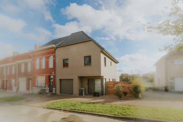 Huis
                                optie koop
                                in Ronse