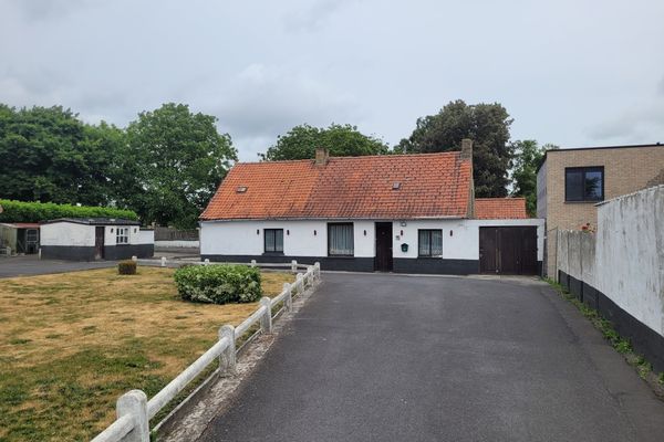 Huis
                                te koop
                                in Kortemark