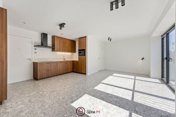 Estate main image