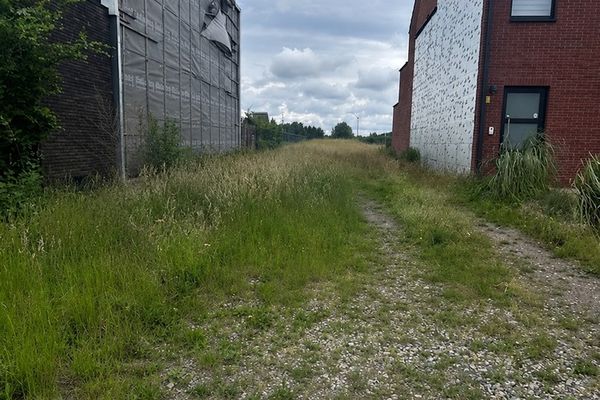 Bouwgrond
                            te koop in Moerzeke