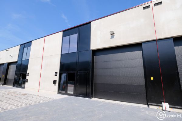 Industrieel
                                te huur
                                in Hasselt