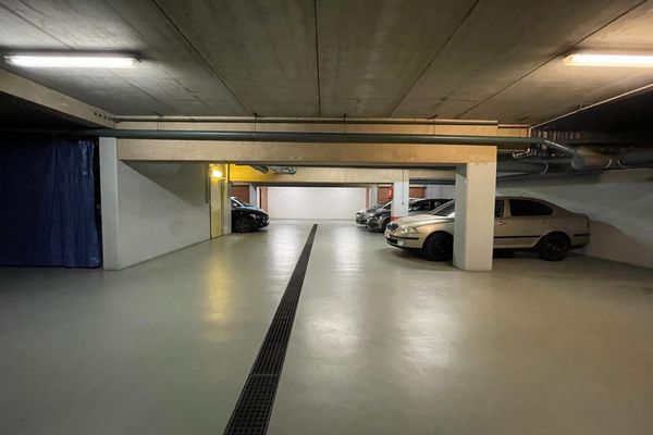 Garage te koop / Hasselt