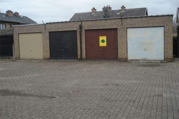 Garage
                            verkocht in Mazenzele