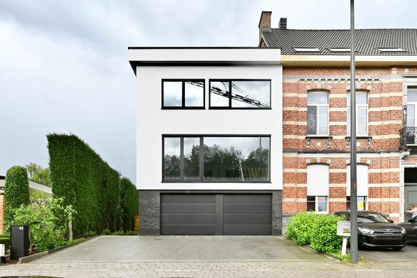 Huis
                                verhuurd
                                in Bornem