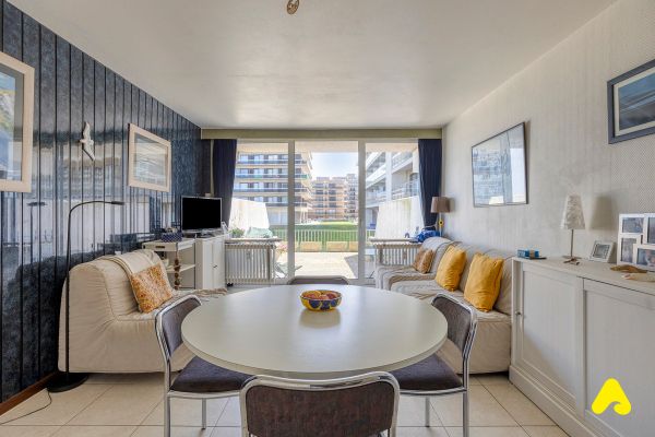 Studio
                                a vendre in La Panne