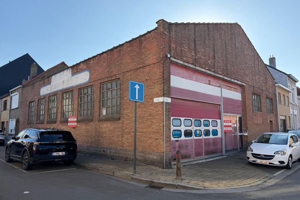Magazijn te koop in Bredene