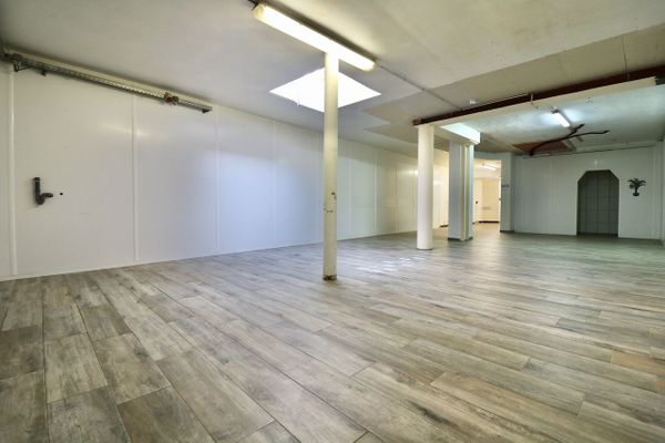 Commercieel te huur / Eeklo
