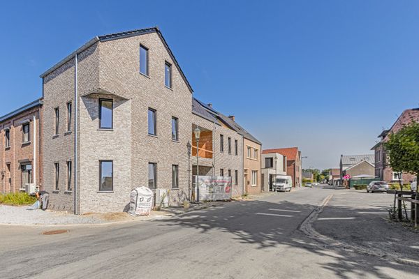 Estate main image
