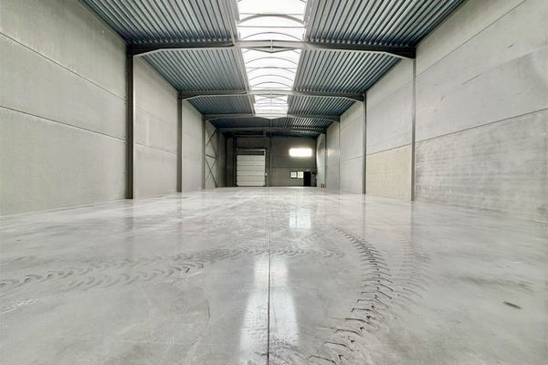 Commercieel te koop / Eeklo