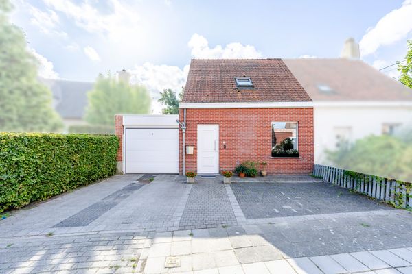Huis
                                te koop
                                in Kortemark