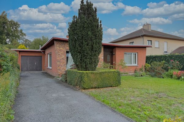 Huis
                                te koop
                                in Torhout