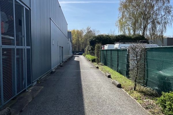 Industrieel te koop / Genk