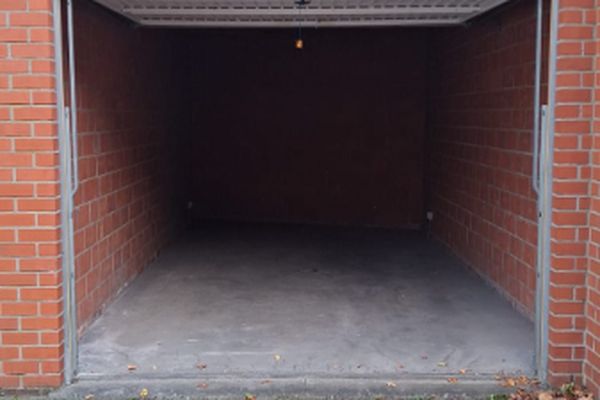 Garage
                            verhuurd in Gent