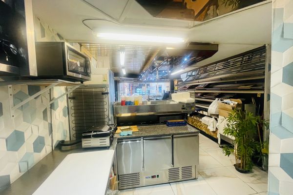 Commercieel te koop / Brugge