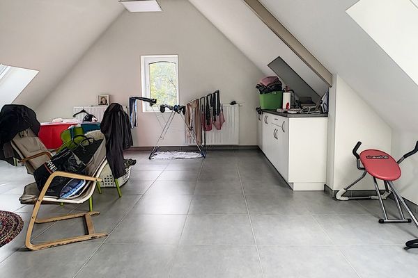 Commercieel te koop / Koersel