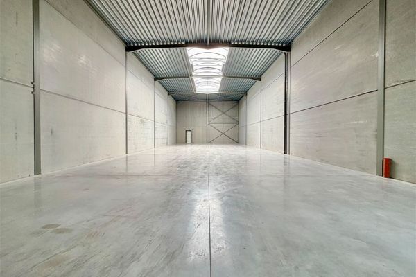 Commercieel te koop / Eeklo
