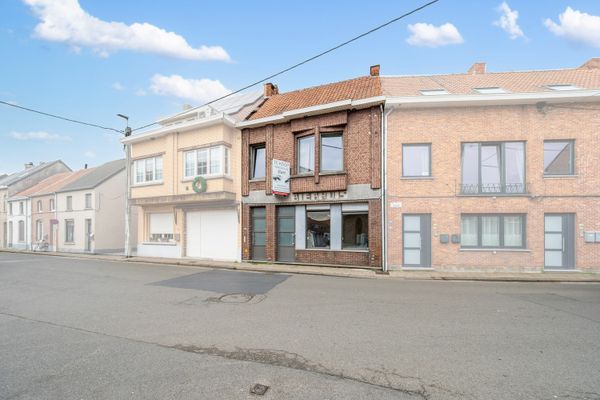 Appartementsgebouw
                            te koop in Hamme