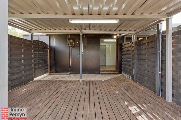 Commercieel te koop / Messelbroek