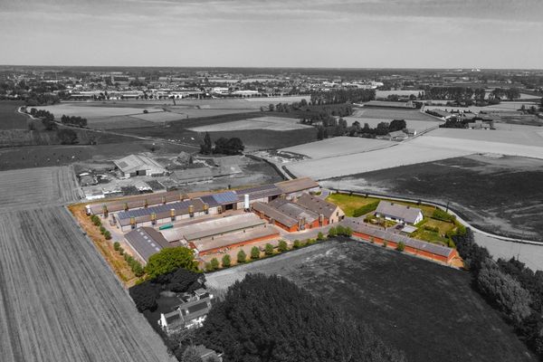 Boerderij
                            te koop in Tielt